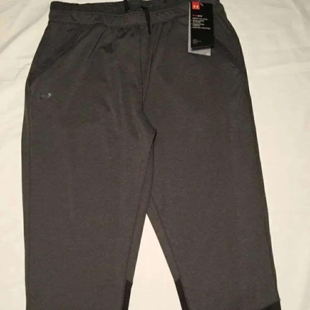 NWT Under Armour Gray Leggings Small